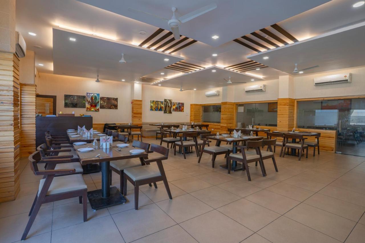 בהופאל Hotel Stay Casa מראה חיצוני תמונה